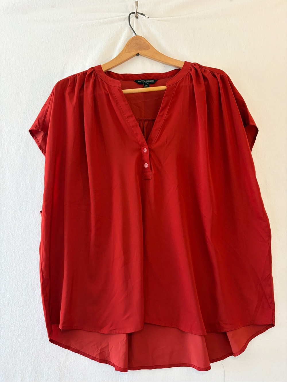Banana Republic Rust Colored V-Neck Short Sleeve Blouse 1-10